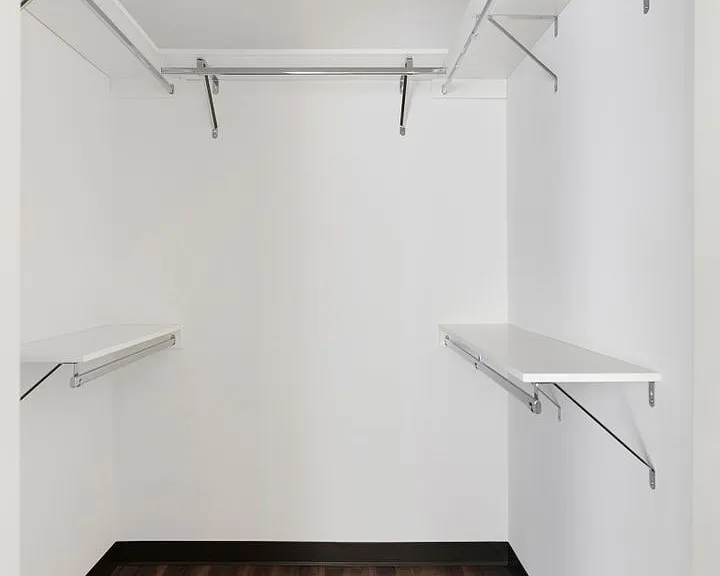 Blaise Apartments — Photo 31