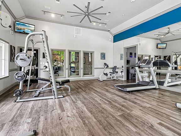 3rd image of 2951 Satellite Blvd APT 102