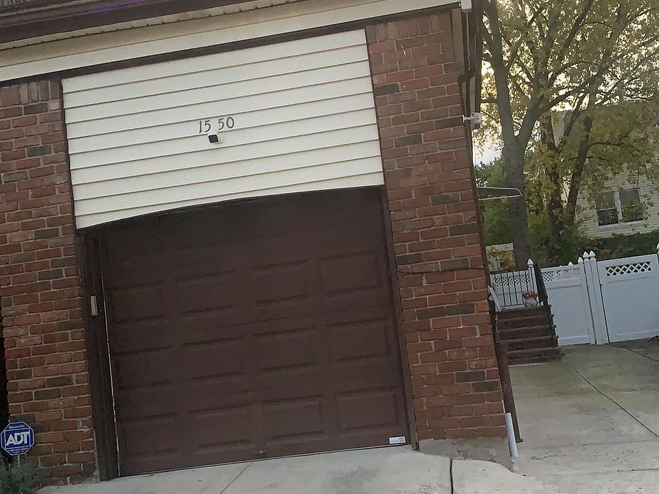 1st image of 1550 215th St