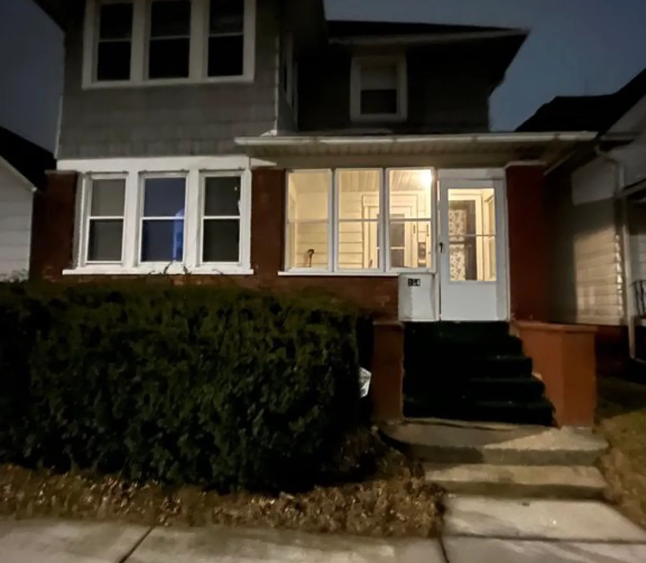 2 bed, $650 — Photo 1