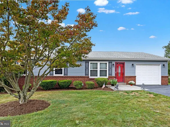 663 Frances Dr, Harrisburg, PA 17109