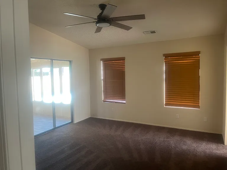 8109 Camino Paisano NW — Photo 9