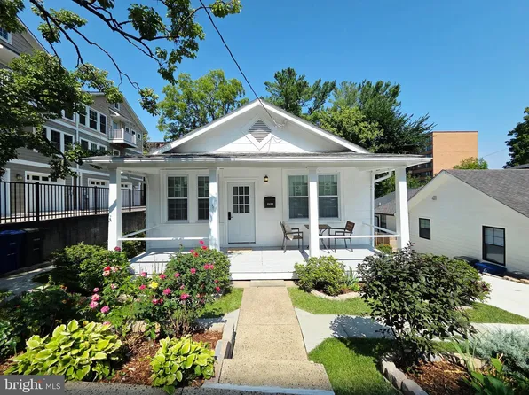 2122 N Thomas St, Arlington, VA 22207
