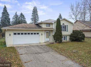 1535 Bender Rd N, Chaska, MN 55318