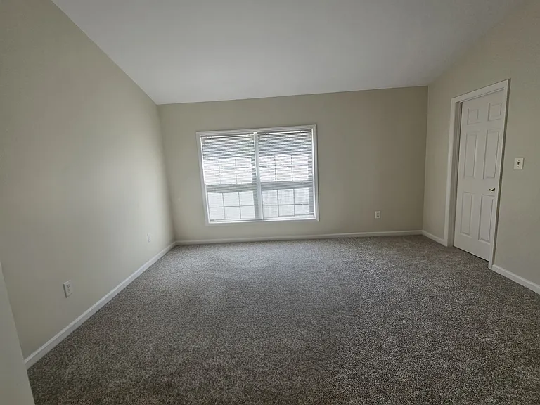 5536 Vista View Ct — Photo 12