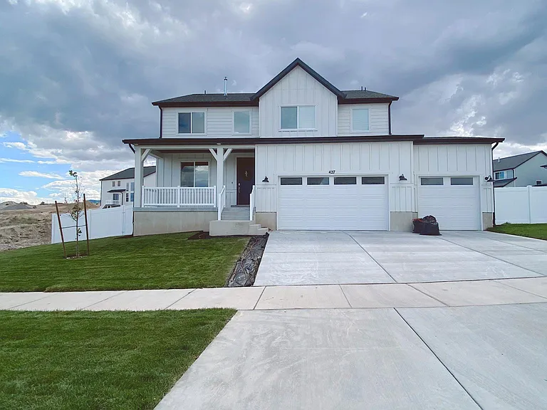 427 W Peppergrass Way — Photo 1
