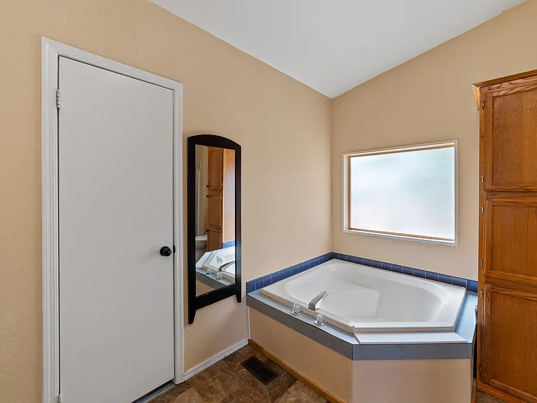 2690 S Highway 191 — Photo 18