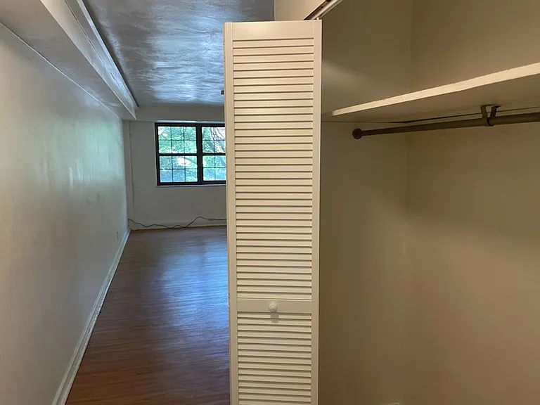 5424 Fifth Ave — Photo 37