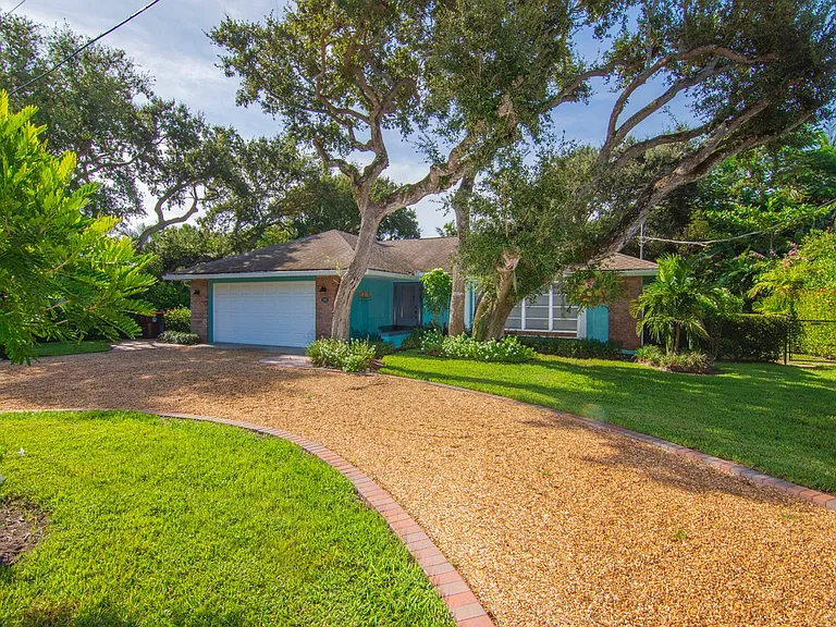 1985 Coco Plum Ln — Photo 43