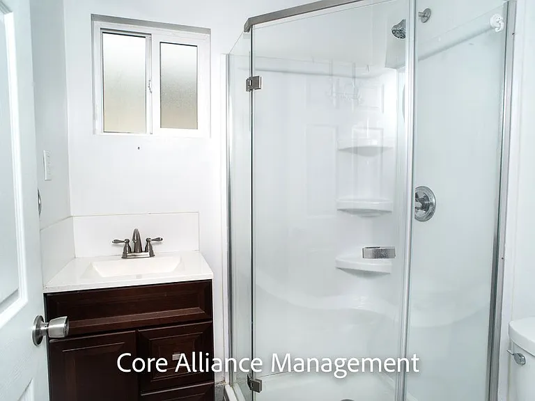 9413 Farralone Ave — Photo 10
