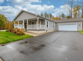 10 Camden Rd, Berwick, ME 03901