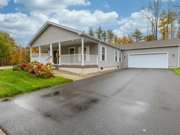 10 Camden Road, Berwick, ME 03901