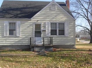 2000 N 5th St, Saint Charles, MO 63301