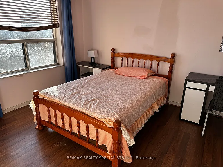 6 Humberline Dr #319 — Photo 6