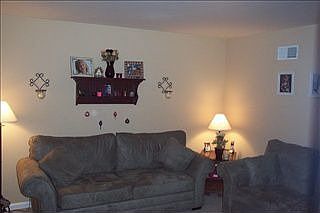 5th image of 94 Ashley Dr