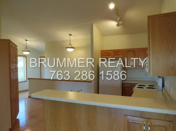 5534 154th Ct NW, Ramsey, MN 55303