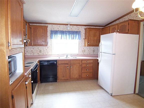 2nd image of 6393 Murphy Dr