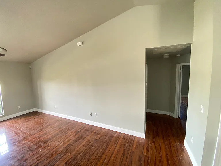 413 NW 16th Pl — Photo 27
