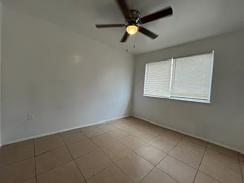 Crestwood Apartments — Photo 48