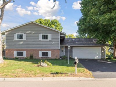 1204 W 156th St, Burnsville, MN, 55306