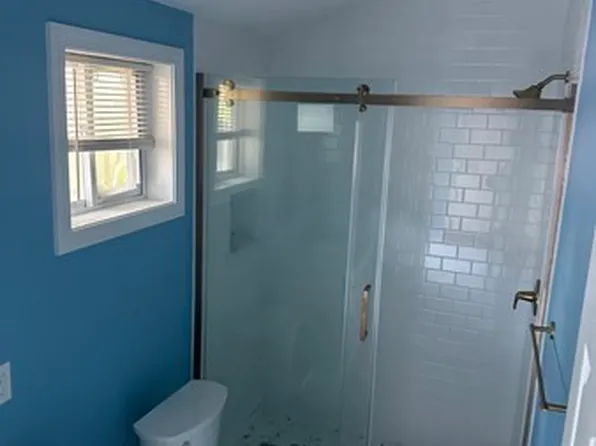 25 Ruth Rd #B, Brockton, MA 02302