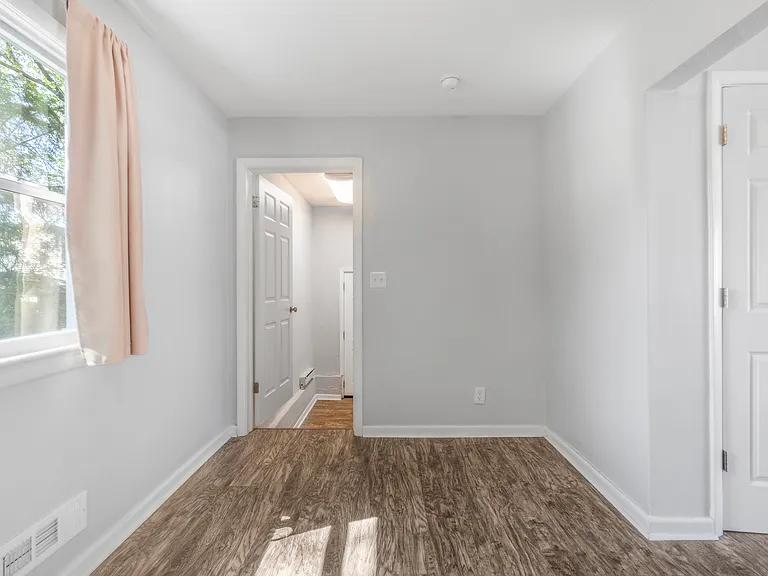 6419 Grimes Ave — Photo 12