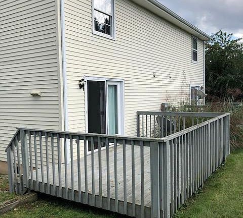 5th image of 1585 Cambria St NE #B