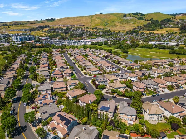 305 Bridgecreek Way, Hayward, CA 94544