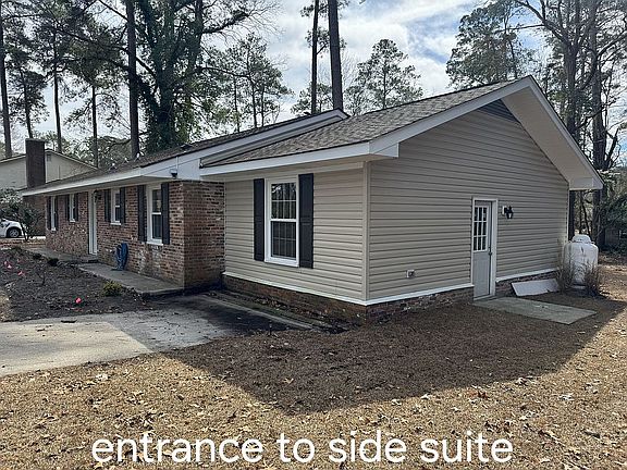 3rd image of 101 Ridgewood Ln