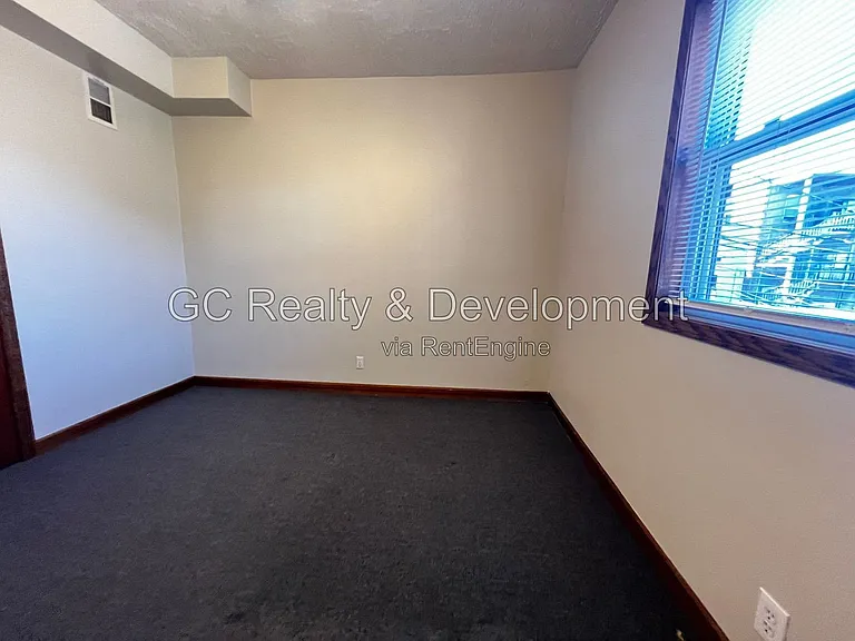 1115 W Patterson Ave #2R — Photo 14