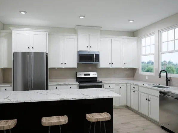 8689 Anderson Ave, Marshall, VA 20115