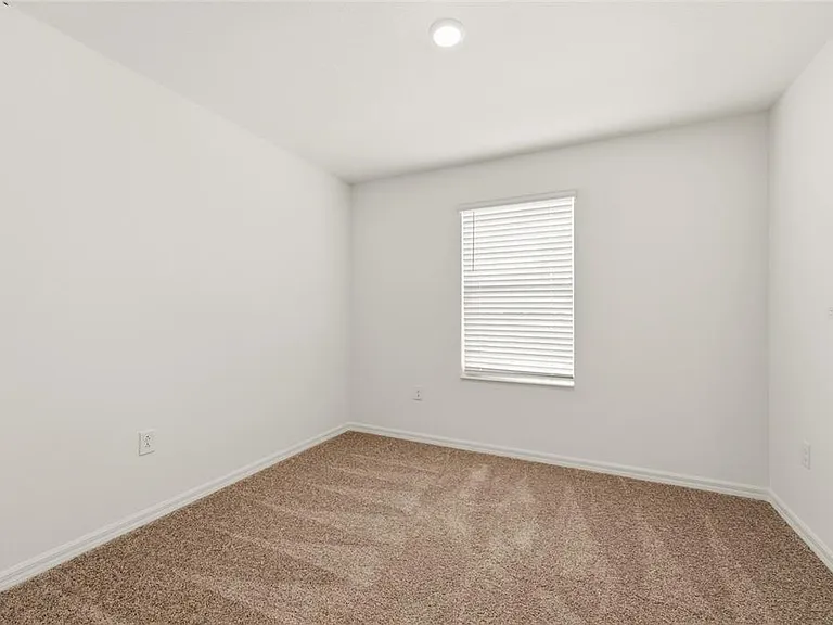 16607 Luminary Loop — Photo 15