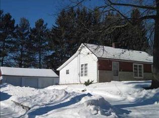 357 Maple St, Rosholt, WI 54473