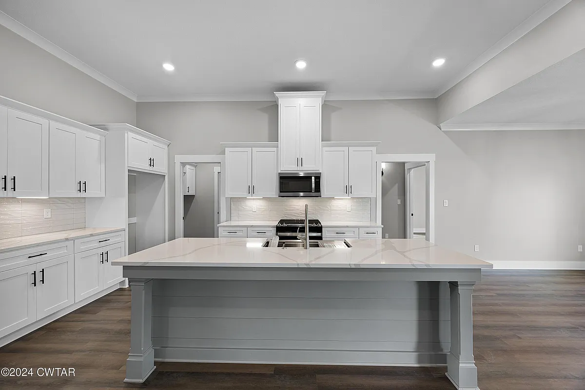 Building Photo - Rockwood Dr