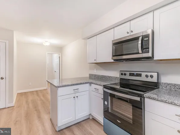 403 Spruce Cir, Lansdale, PA 19446