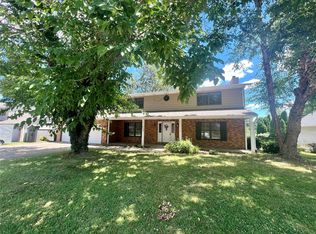 112 Sugarmill Rd, Troy, IL 62294