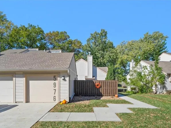 5976 N Kansas Ave, Gladstone, MO 64119
