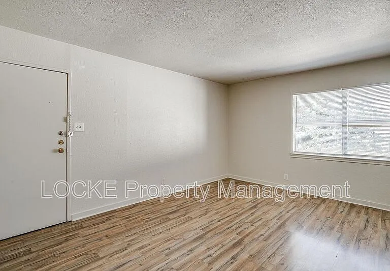 3419 S University Dr #D — Photo 17