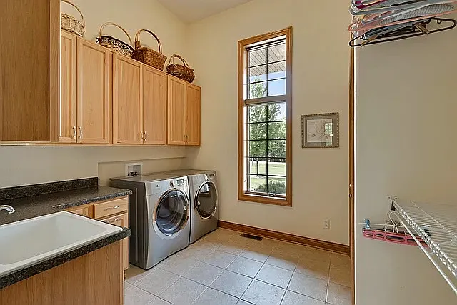 5968 McDonald Rd — Photo 12