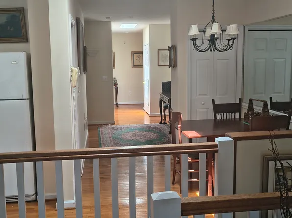 109 Jefferson Dr, West Jefferson, NC 28694