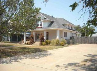 315 E Iowa St, Walters, OK 73572