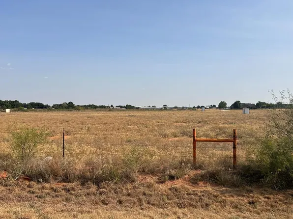 County Road 302 #A, Seminole, TX 79360
