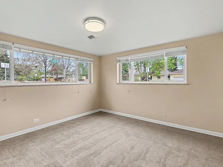 900 S Harrison St — Photo 15