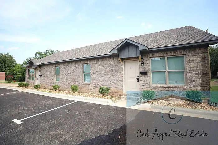2 bed, 1.0 bath, 1000 sqft, $1,200 — Photo 2