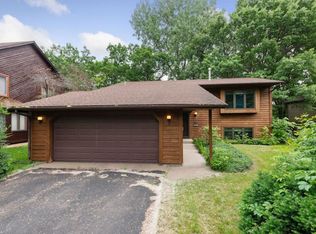 638 Hillwood Ct, Saint Paul, MN 55119