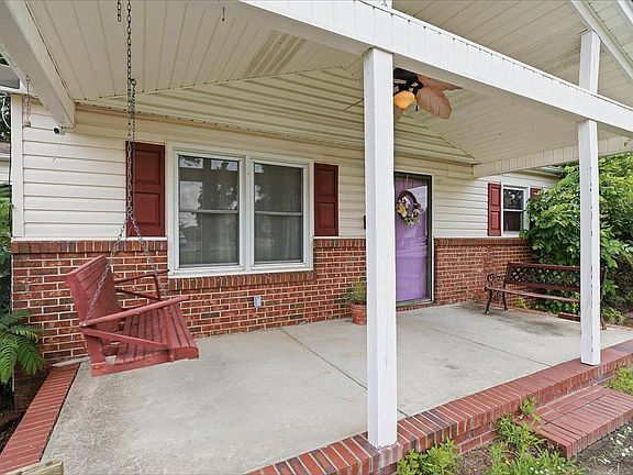4th image of 420 Pineneedle Rd