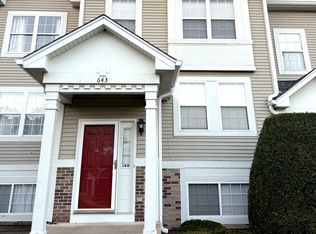 643 Holiday Ln, Hainesville, IL 60073