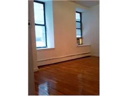 Rented by Douglas Elliman | media 4