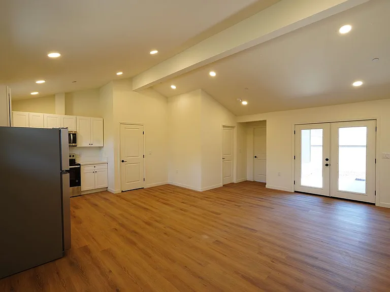 4805 Charlotte Way — Photo 64
