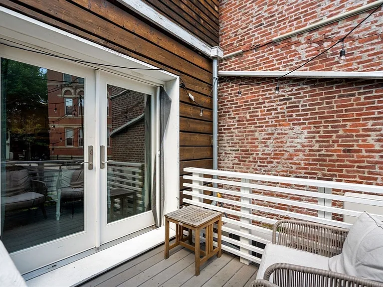 67 Dudley St #SF — Photo 22